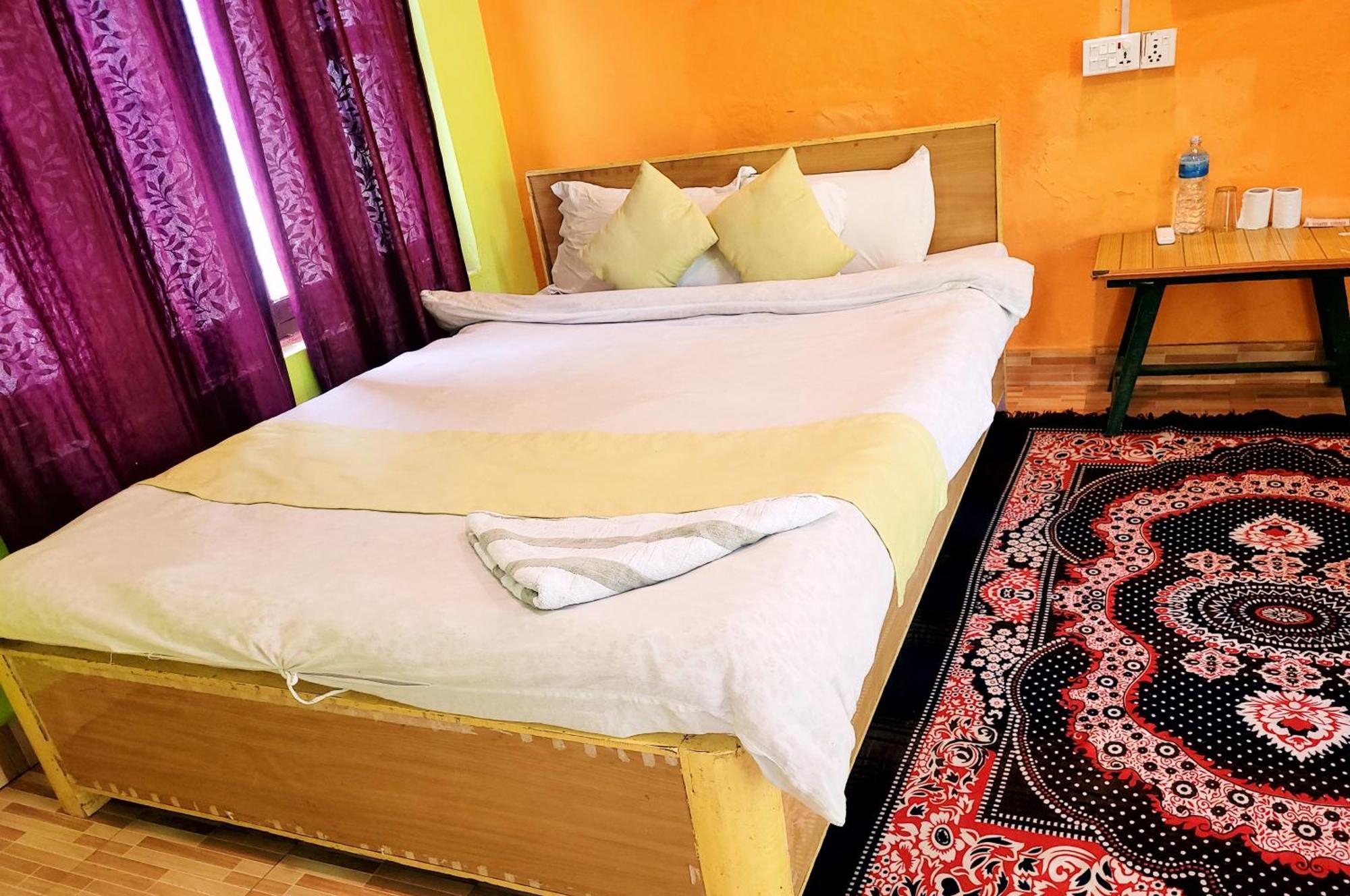 Hotel Butterfly - Peaceful Garden For Nature Lovers Sauraha Luaran gambar